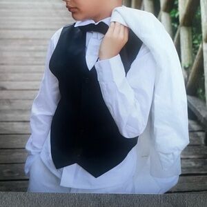 Class/Club Gold Label boys white suit and pants set